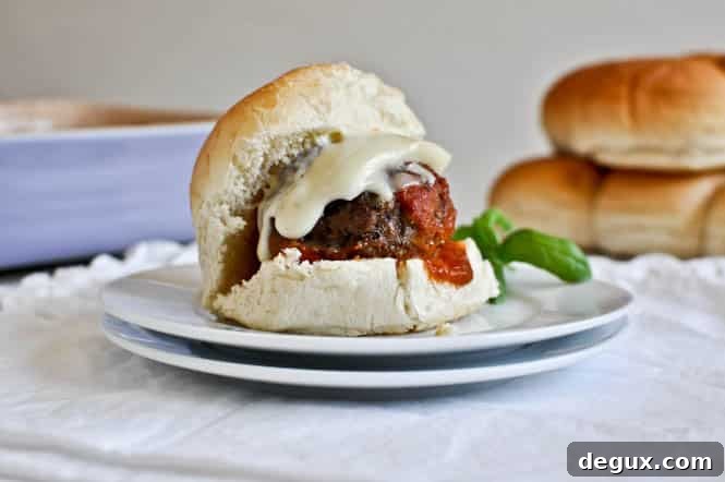 Cheesy Stuffed Meatball Sliders Cheesy Stuffed Meatball Sliders