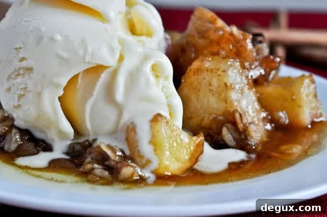 Crockpot Caramel Apple Crumble Crockpot Caramel Apple Crumble