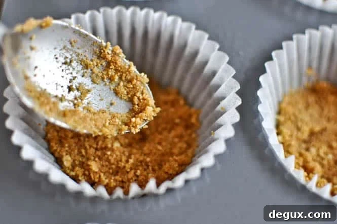 Sweet Potato Pie Cupcakes with Marshmallow Frosting
