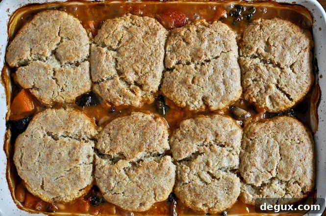 Minestrone Pot Pie with Whole Wheat Parmesan Biscuits Minestrone Pot Pie with Whole Wheat Parmesan Biscuits