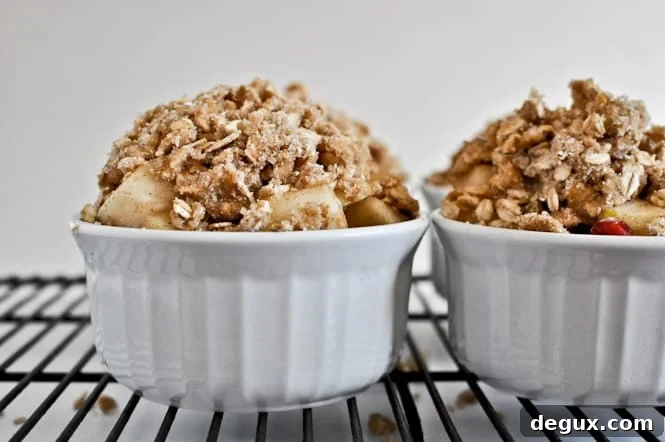 Pomegranate Pear Crumble Cups Pomegranate Pear Crumble Cups