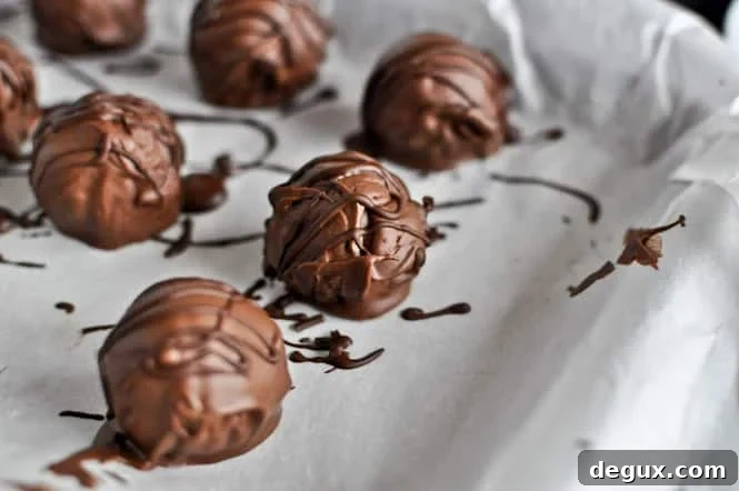 Gooey Chocolate Coconut Truffles I howsweeteats.com