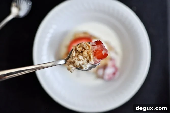 Strawberry Banana Cream Baked Oatmeal Squares