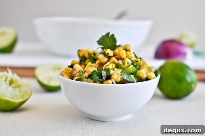 Just Like Chipotle's Corn Salsa I howsweeteats.com