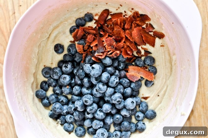 Blueberry Bacon Breakfast Cake Blueberry Bacon Breakfast Cake