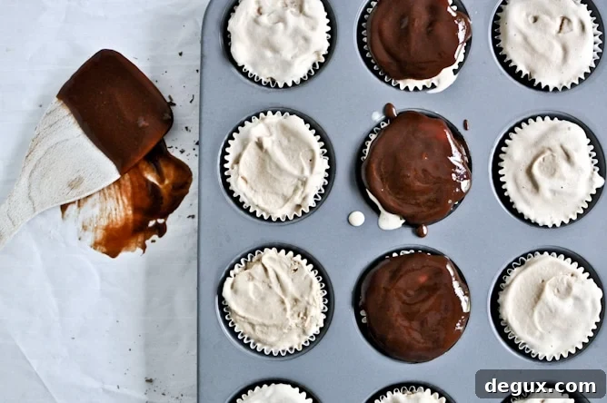 Peanut Butter Fudge Coffee Ice Cream Cupcakes I howsweeteats.com