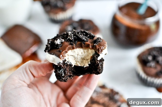 Peanut Butter Fudge Coffee Ice Cream Cupcakes I howsweeteats.com