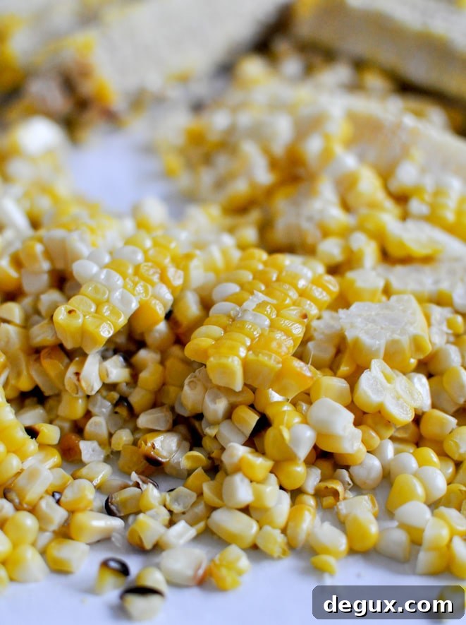 Grilled Corn + Cheddar Quinoa I howsweeteats.com Grilled Corn + Cheddar Quinoa I howsweeteats.com