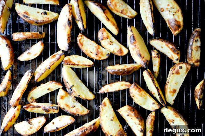 Sour Cream + Onion Oven Fries I howsweeteats.com