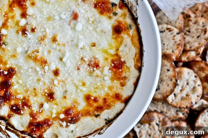 White Pizza Dip I howsweeteats.com