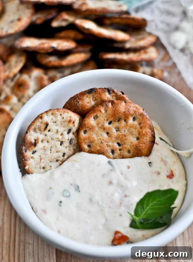 White Pizza Dip I howsweeteats.com