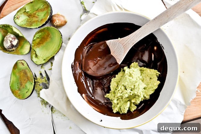 Fudgy Avocado Brownies Fudgy Avocado Brownies