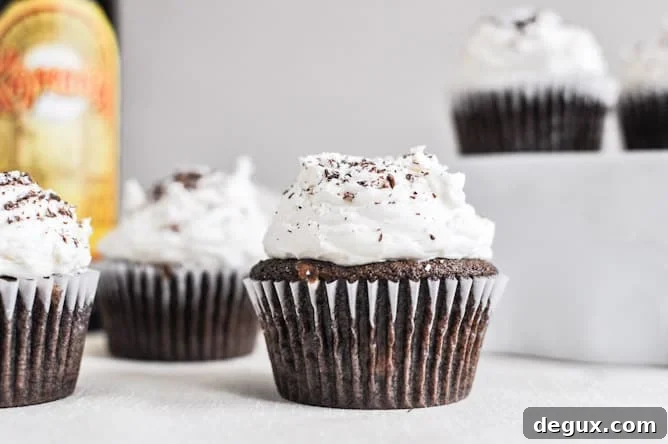 Kahlua and Cream Double Chocolate Chunk Cupcakes I howsweeteats.com Kahlua and Cream Double Chocolate Chunk Cupcakes I howsweeteats.com