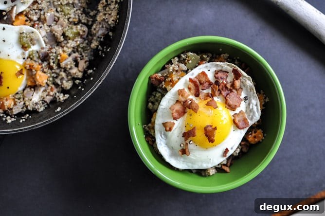Quinoa Breakfast Skillet I howsweeteats.com Quinoa Breakfast Skillet I howsweeteats.com