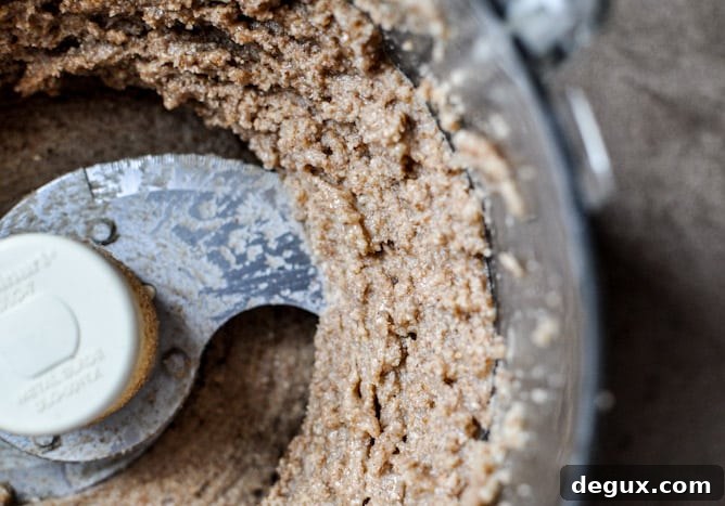 Roasted Pecan Pumpkin Butter I howsweeteats.com