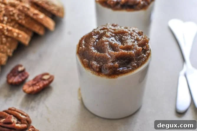 Roasted Pecan Pumpkin Butter I howsweeteats.com