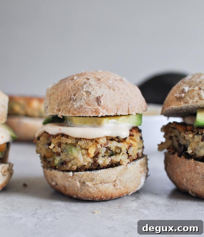 Crispy Quinoa Sliders I howsweeteats.com