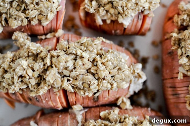 Cinnamon Sugar Hasselback Sweet Potatoes with Oatmeal Cookie Crumble Cinnamon Sugar Hasselback Sweet Potatoes with Oatmeal Cookie Crumble
