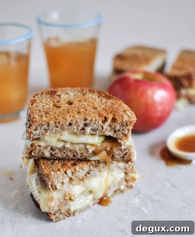 Caramel Apple Grilled Cheese I howsweeteats.com