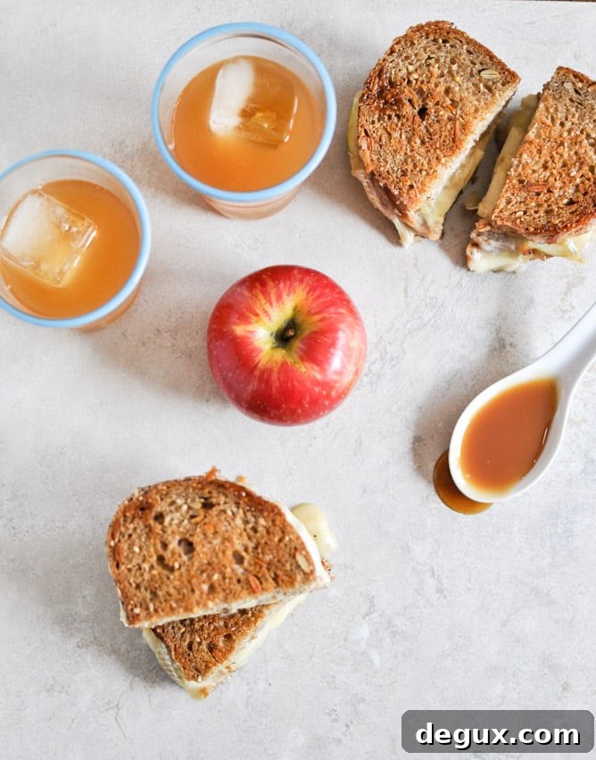 Caramel Apple Grilled Cheese I howsweeteats.com