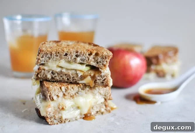 Caramel Apple Grilled Cheese I howsweeteats.com