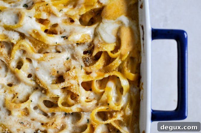 Baked Pumpkin Fettuccine Alfredo I howsweeteats.com