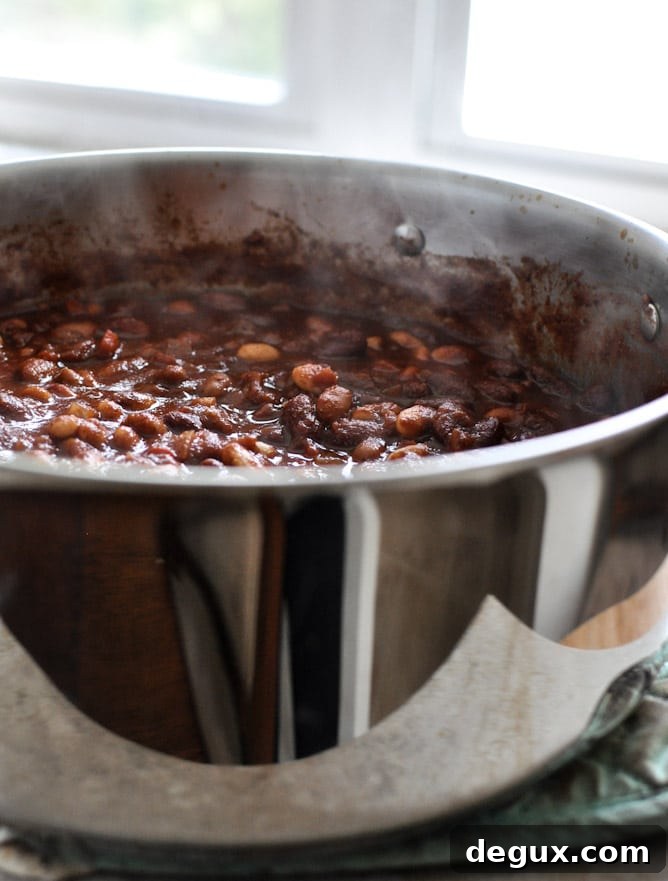 Three Bean Chili Pot Pies I howsweeteats.com