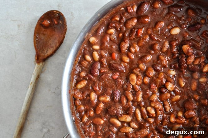 Three Bean Chili Pot Pies I howsweeteats.com