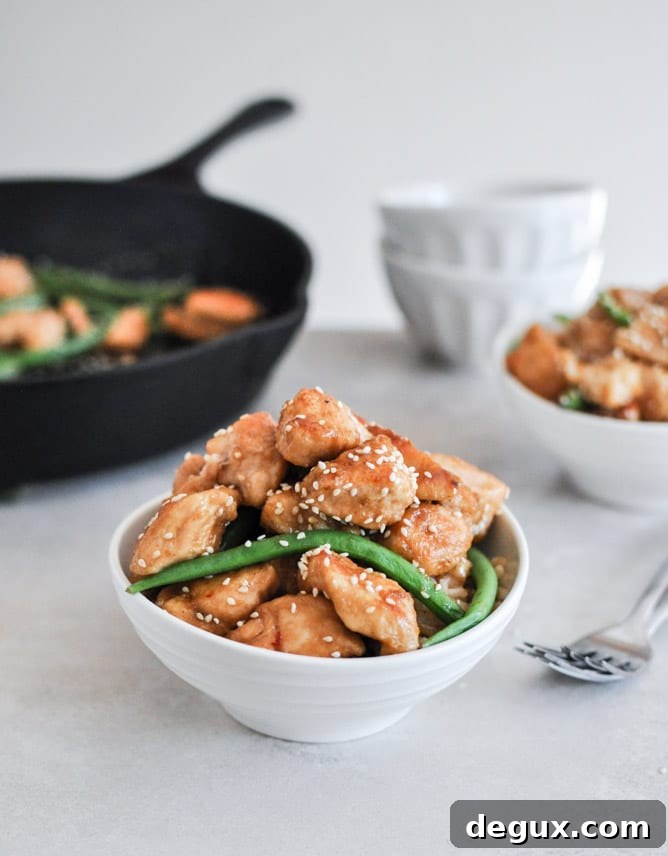 Simple Sesame Chicken Skillet I howsweeteats.com Simple Sesame Chicken Skillet I howsweeteats.com