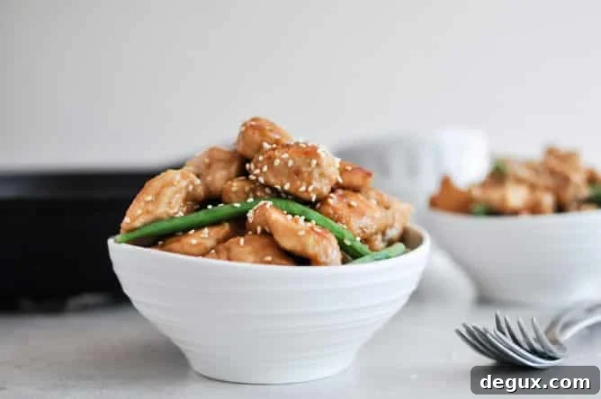 Simple Sesame Chicken Skillet I howsweeteats.com Simple Sesame Chicken Skillet I howsweeteats.com