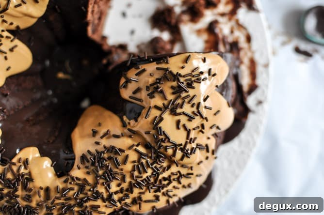 Chocolate Fudge Peanut Butter Cake I howsweeteats.com