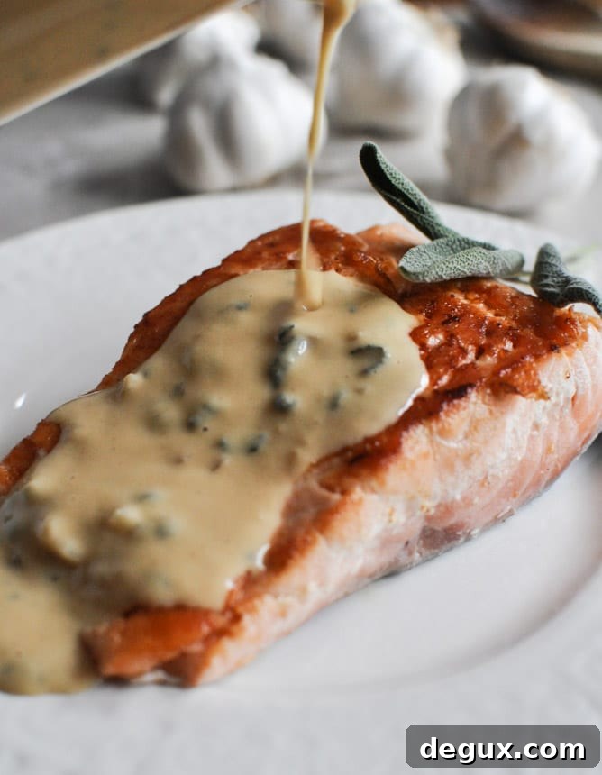 Pan-Crisped Salmon with Light Dijon Cream and Garlic Butter Breadcrumbs I howsweeteats.com Pan-Crisped Salmon with Light Dijon Cream and Garlic Butter Breadcrumbs I howsweeteats.com