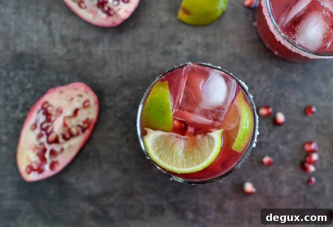 Pomegranate Margaritas I howsweeteats.com
