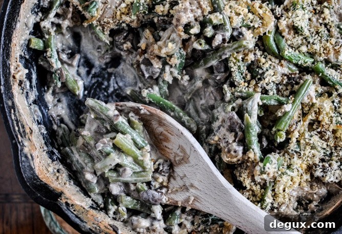 Lightened Up Fresh Green Bean Casserole I howsweeteats.com