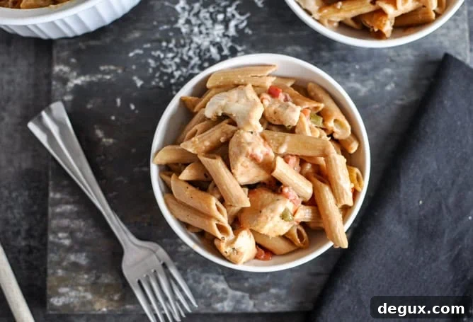 Super Easy Creamy Tomato and Chicken Baked Penne Super Easy Creamy Tomato and Chicken Baked Penne