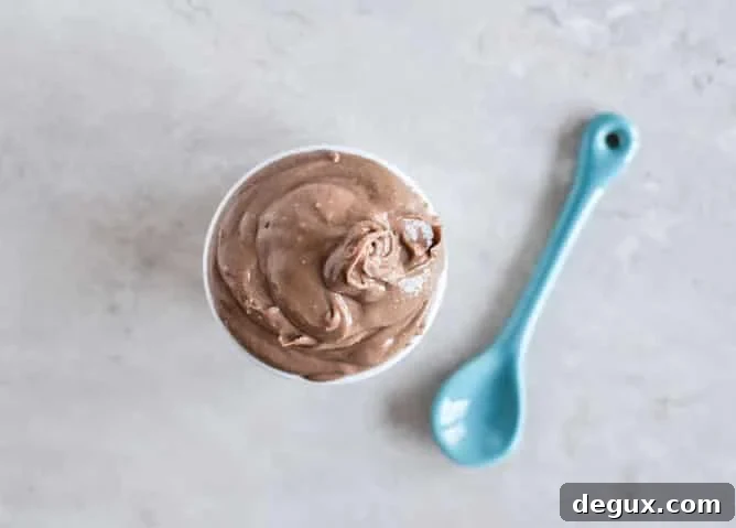 Homemade Milk Chocolate Cashew Butter I howsweeteats.com Homemade Milk Chocolate Cashew Butter I howsweeteats.com