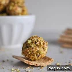 Roasted Red Pepper & Bacon Goat Cheese Truffles Recipe 2 img 29521 6