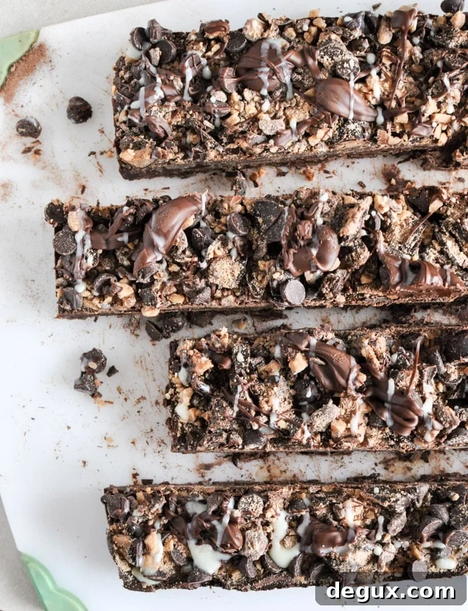 Loaded Chocolate Bourbon Fudge I howsweeteats.com Loaded Chocolate Bourbon Fudge I howsweeteats.com