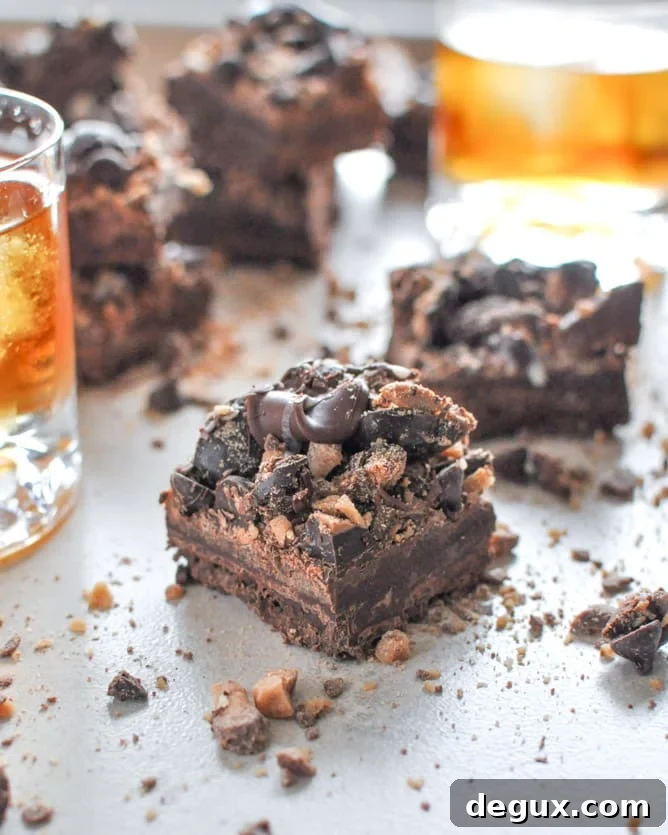 Loaded Chocolate Bourbon Fudge I howsweeteats.com Loaded Chocolate Bourbon Fudge I howsweeteats.com