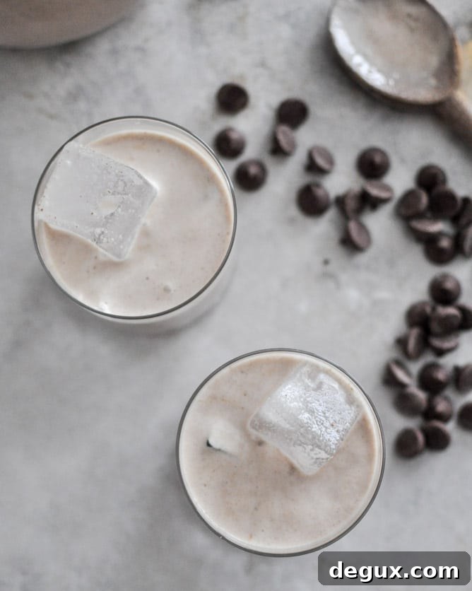 Homemade Irish Cream Liqueur I howsweeteats.com Homemade Irish Cream Liqueur I howsweeteats.com