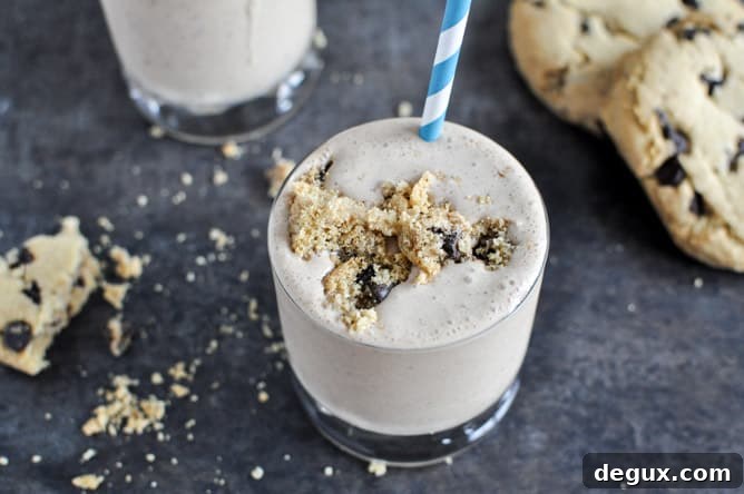 Chocolate Chip Cookie Bailey's Milkshakes I howsweeteats.com Chocolate Chip Cookie Bailey's Milkshakes I howsweeteats.com