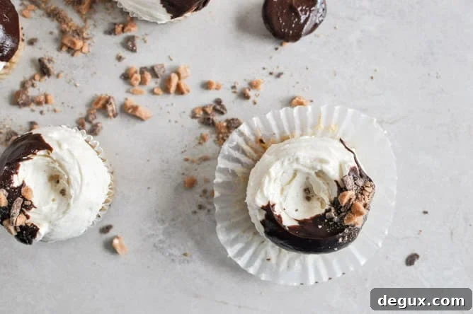 Banana Bourbon Cupcakes I howsweeteats.com Banana Bourbon Cupcakes I howsweeteats.com