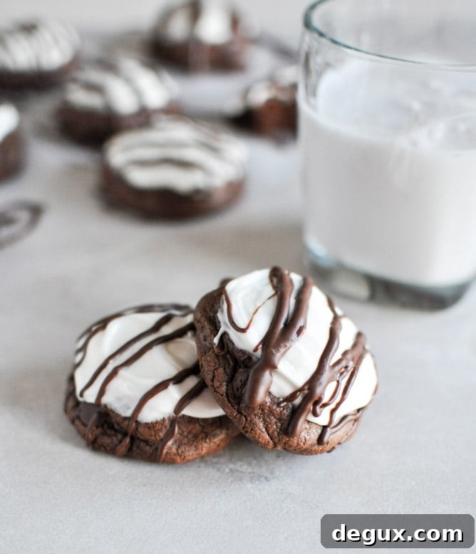 Peppermint Pattie Cookies I howsweeteats.com