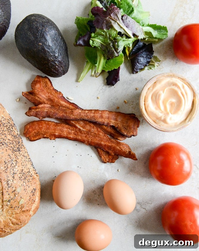Avocado BLT's with Spicy Mayo and Fried Eggs I howsweeteats.com