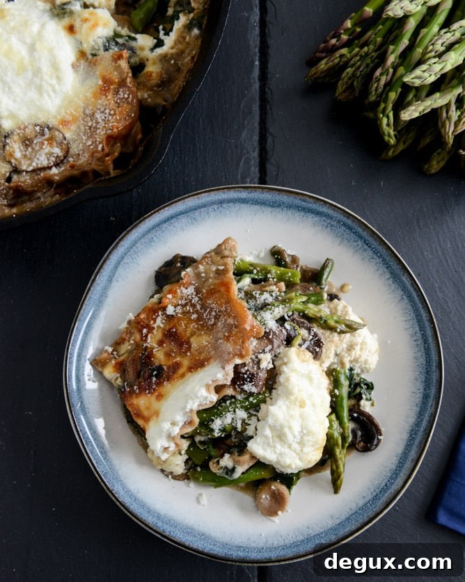 Springtime Veggie Skillet Lasagna I howsweeteats.com Springtime Veggie Skillet Lasagna I howsweeteats.com