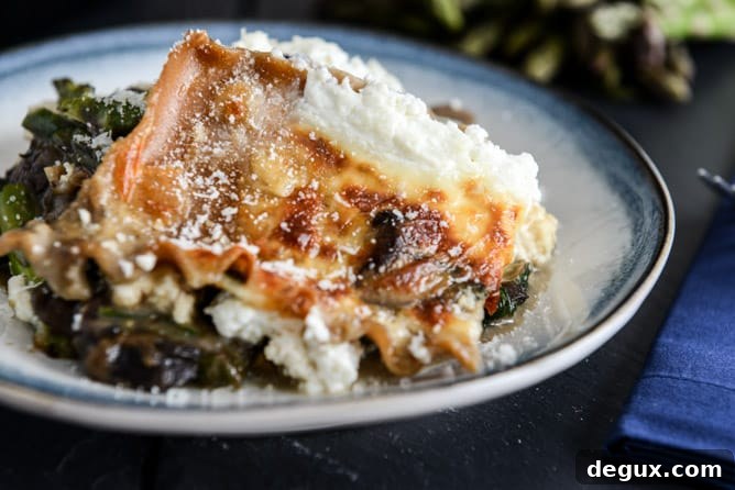 Springtime Veggie Skillet Lasagna I howsweeteats.com Springtime Veggie Skillet Lasagna I howsweeteats.com