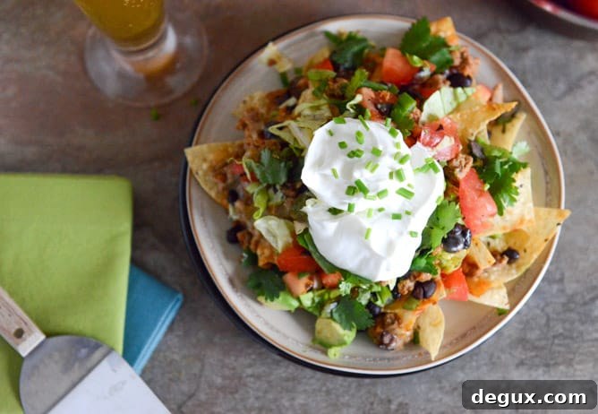 20-Minute Turkey Taco Nachos I howsweeteats.com 20-Minute Turkey Taco Nachos I howsweeteats.com