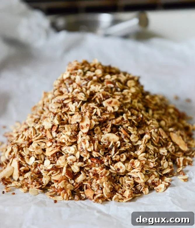 Crunchy Quinoa, Toasted Almond and Dark Chocolate Brown Butter Granola I howsweeteats.com