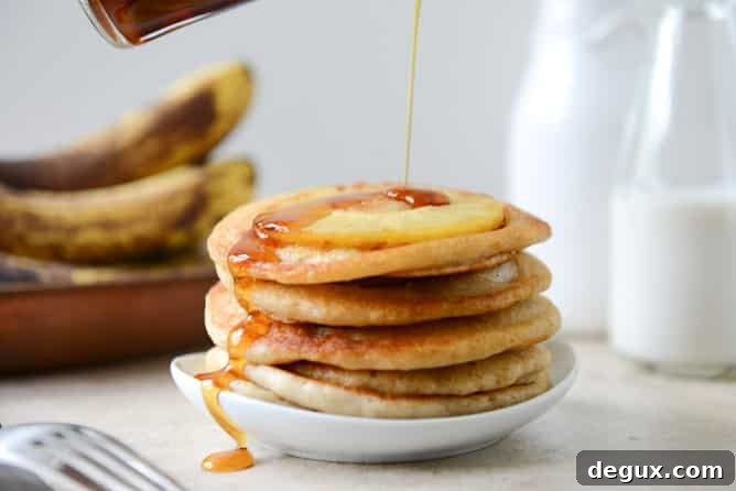 Vegan Pineapple Upside Down Banana Pancakes I howsweeteats.com