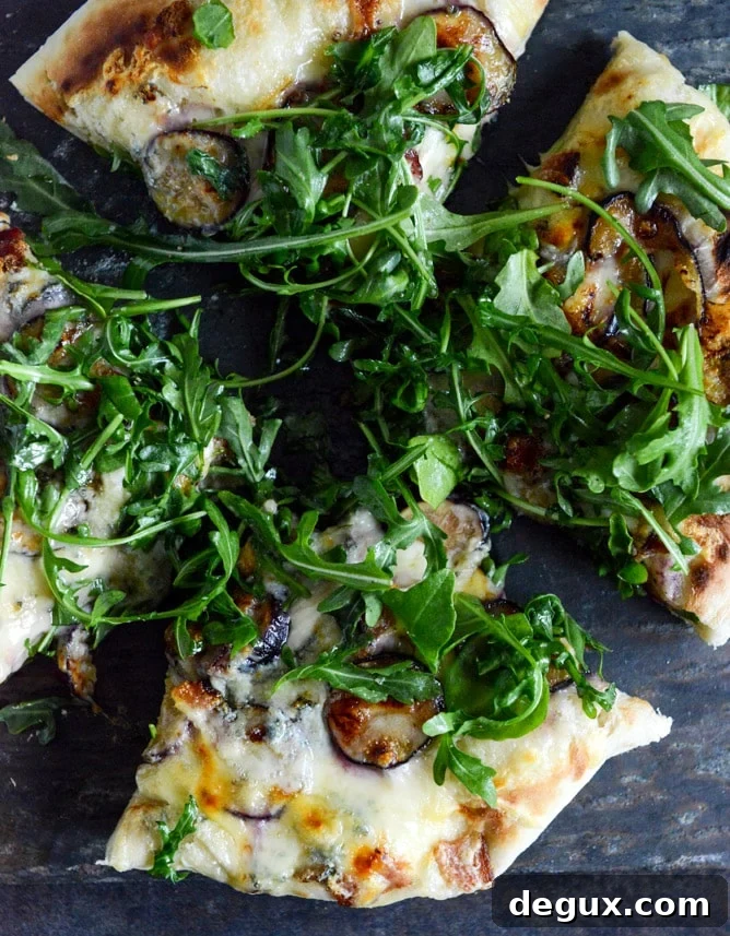 Fresh Fig, Bacon + Blue Cheese Pizza I howsweeteats.com Fresh Fig, Bacon + Blue Cheese Pizza I howsweeteats.com